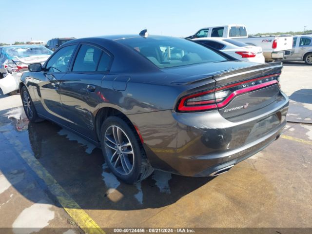 Photo 2 VIN: 2C3CDXJG8KH545310 - DODGE CHARGER 