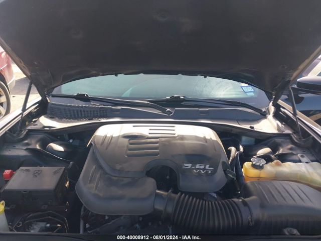 Photo 9 VIN: 2C3CDXJG8KH757947 - DODGE CHARGER 