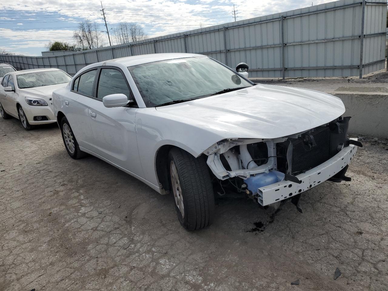 Photo 3 VIN: 2C3CDXKT5KH743046 - DODGE CHARGER 