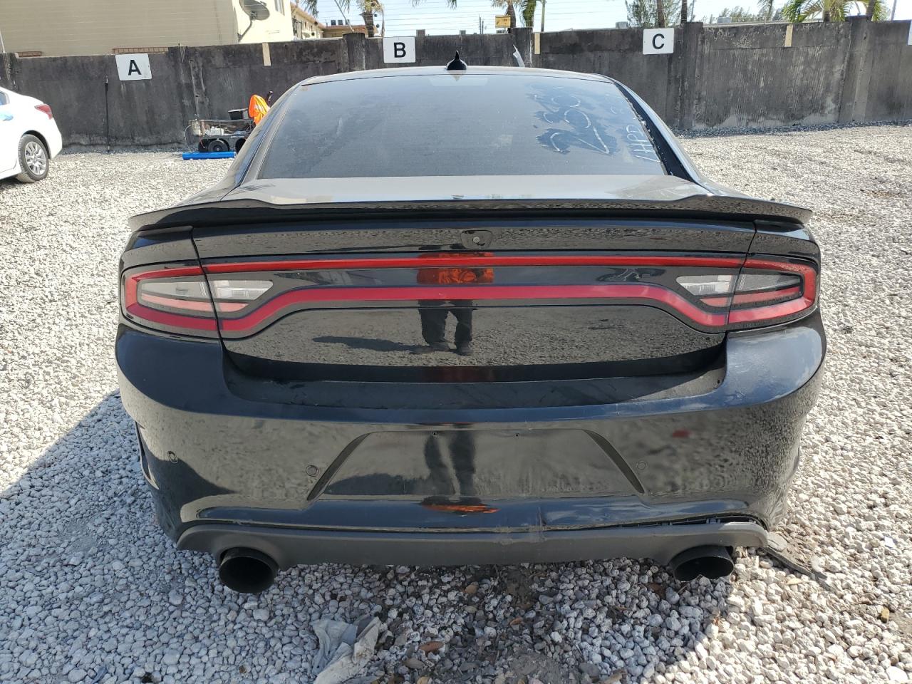 Photo 5 VIN: 2C3CDXL98KH712358 - DODGE CHARGER 