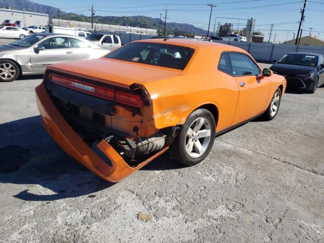 Photo 2 VIN: 2C3CDYAG0CH133731 - DODGE CHALLENGER 