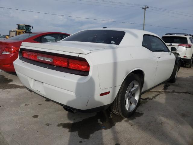 Photo 3 VIN: 2C3CDYAG0CH162064 - DODGE CHALLENGER 