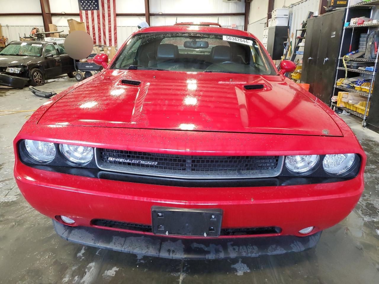 Photo 4 VIN: 2C3CDYAG0CH176983 - DODGE CHALLENGER 