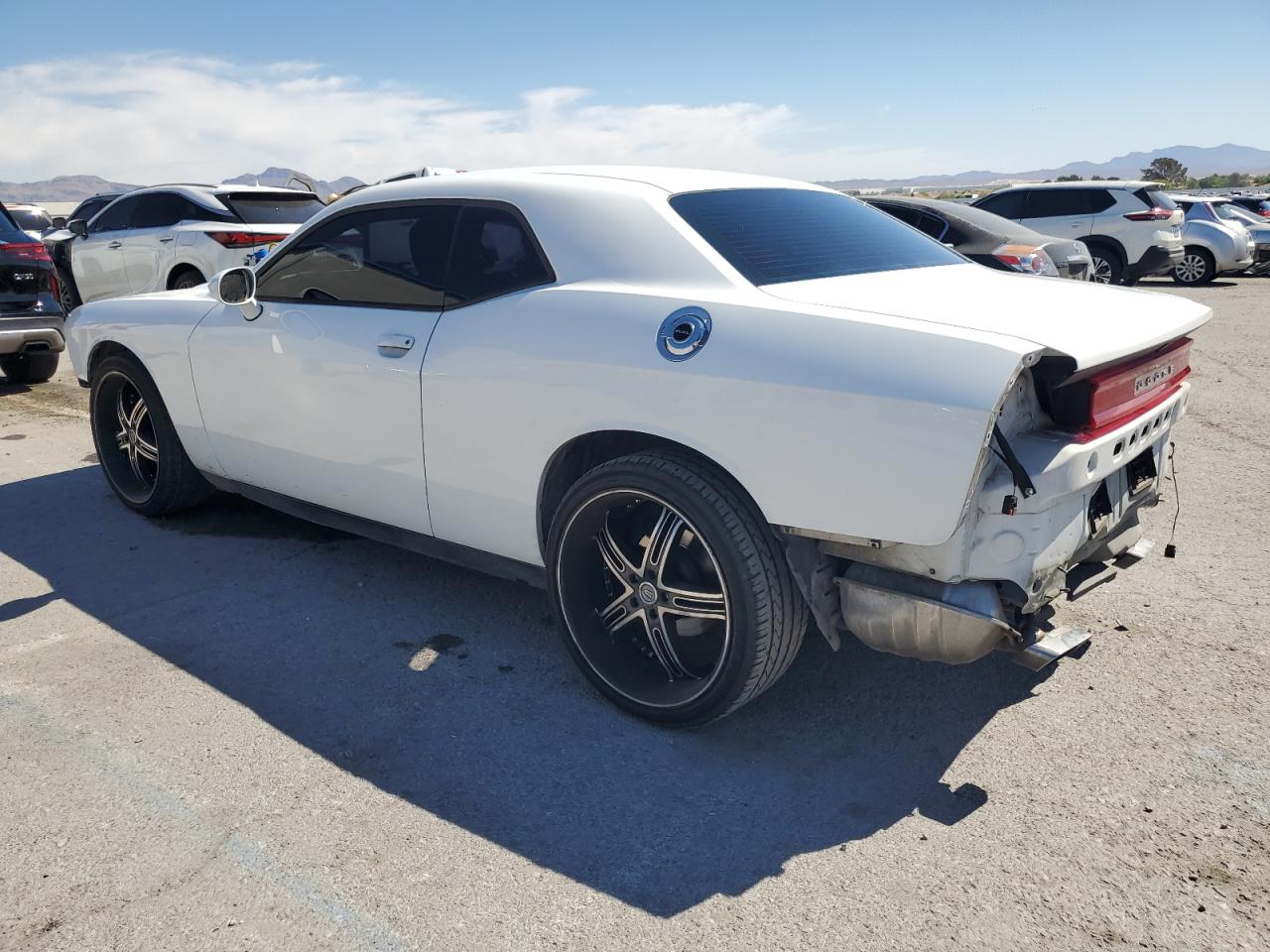 Photo 1 VIN: 2C3CDYAG0DH692598 - DODGE CHALLENGER 