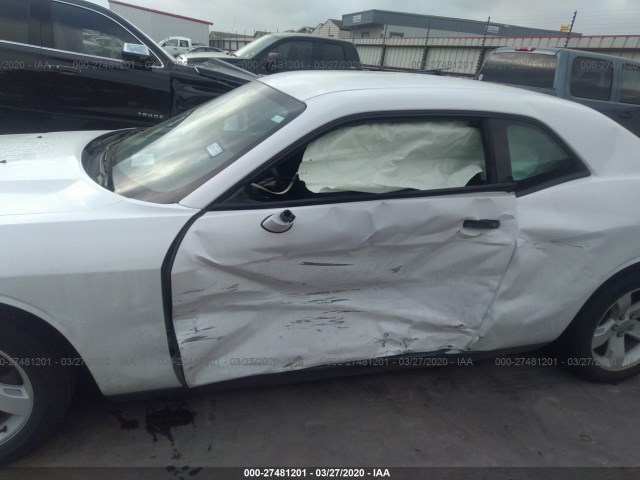 Photo 5 VIN: 2C3CDYAG0EH208446 - DODGE CHALLENGER 