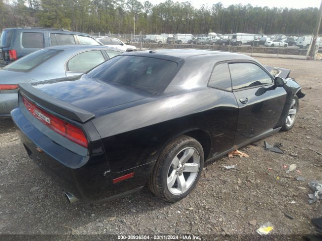 Photo 3 VIN: 2C3CDYAG1DH511542 - DODGE CHALLENGER 