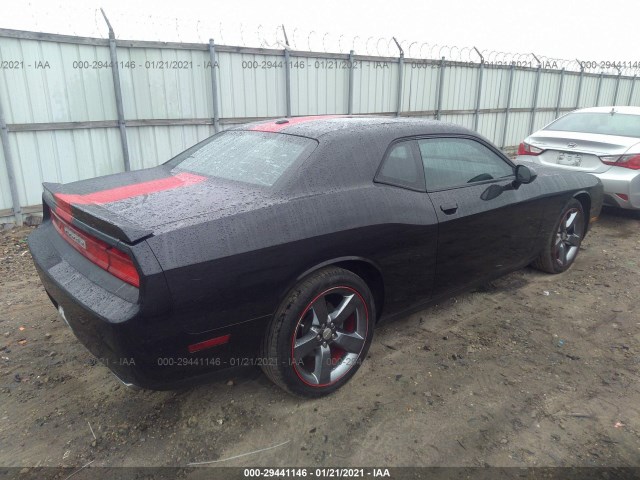 Photo 3 VIN: 2C3CDYAG1DH540345 - DODGE CHALLENGER 