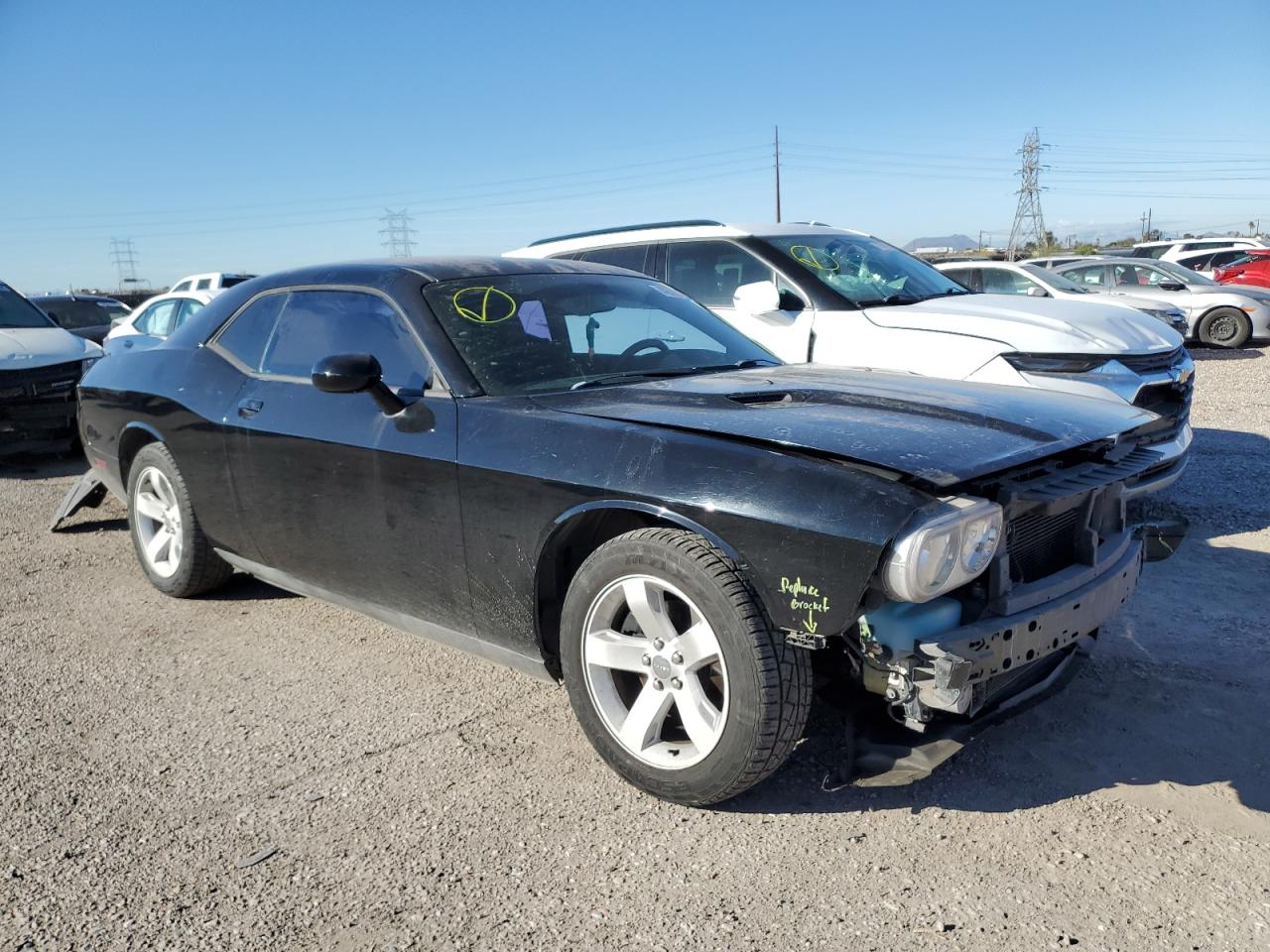 Photo 3 VIN: 2C3CDYAG1DH569845 - DODGE CHALLENGER 