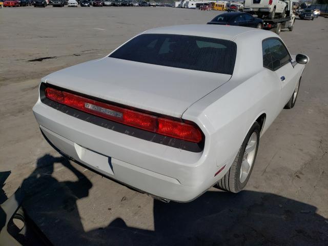 Photo 3 VIN: 2C3CDYAG1DH569859 - DODGE CHALLENGER 