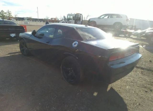 Photo 2 VIN: 2C3CDYAG1DH663367 - DODGE CHALLENGER 