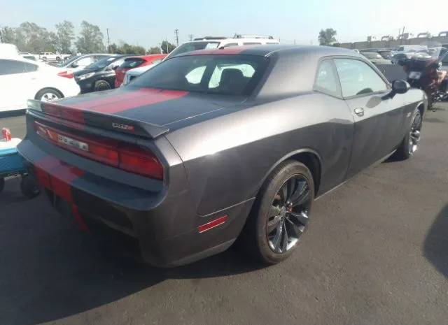 Photo 3 VIN: 2C3CDYAG1DH679715 - DODGE CHALLENGER 