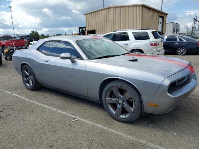 Photo 3 VIN: 2C3CDYAG1DH728749 - DODGE CHALLENGER 