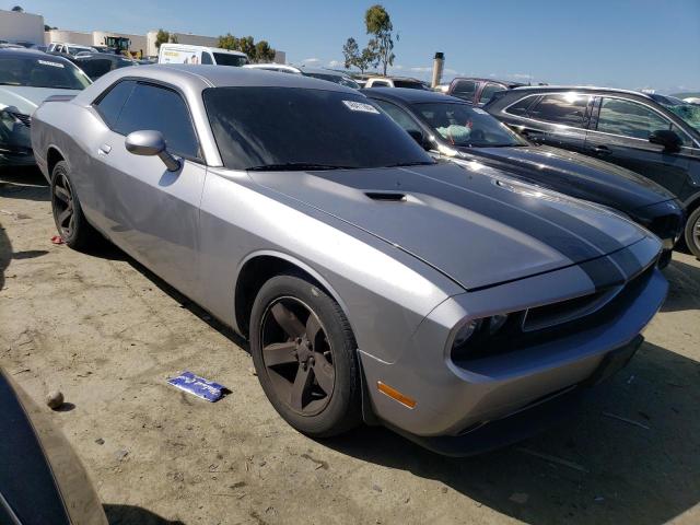 Photo 3 VIN: 2C3CDYAG1EH133207 - DODGE CHALLENGER 