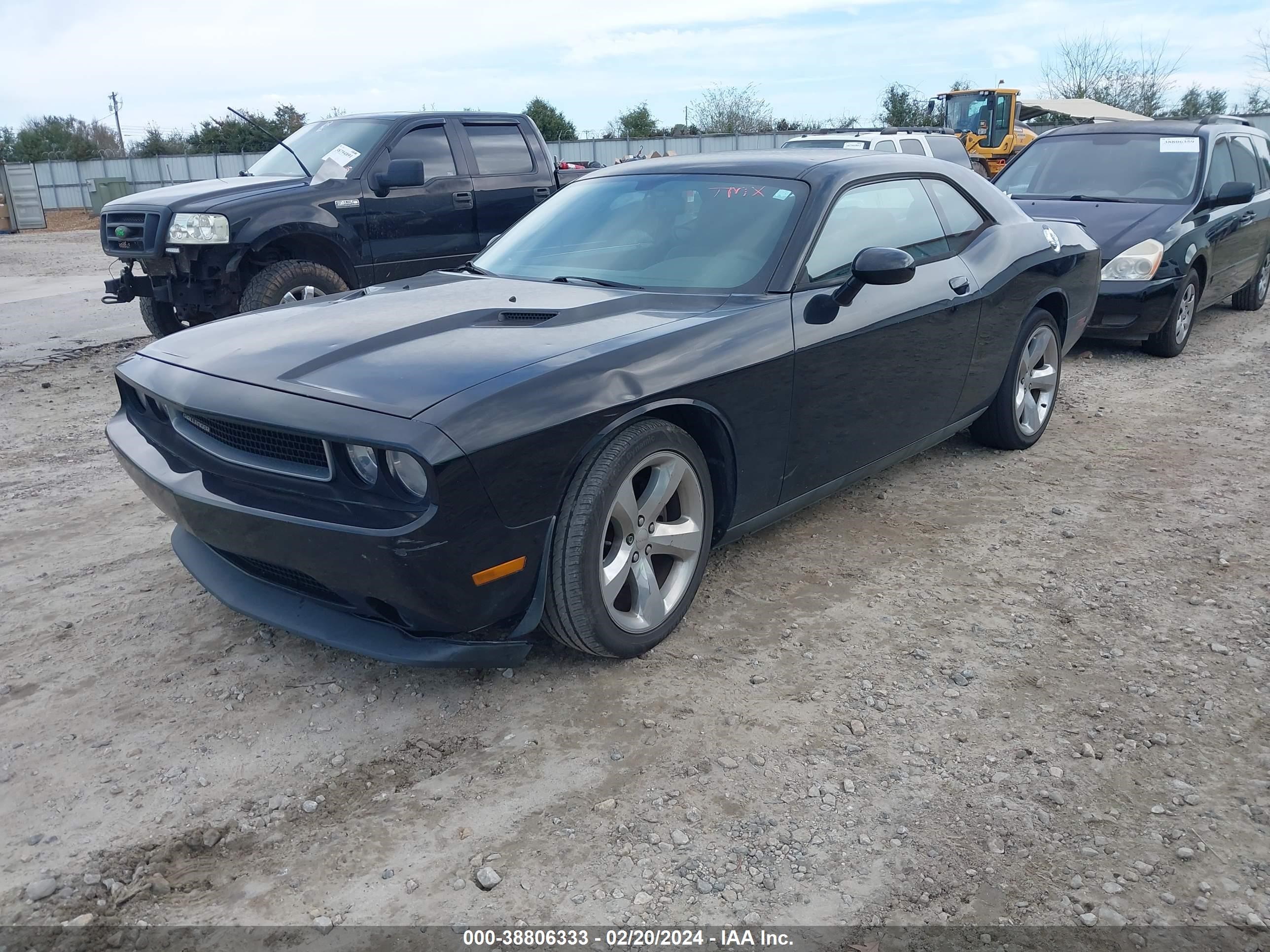 Photo 1 VIN: 2C3CDYAG1EH234005 - DODGE CHALLENGER 