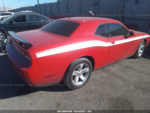 Photo 3 VIN: 2C3CDYAG1EH313934 - DODGE CHALLENGER 