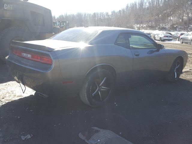 Photo 3 VIN: 2C3CDYAG2CH101279 - DODGE CHALLENGER 