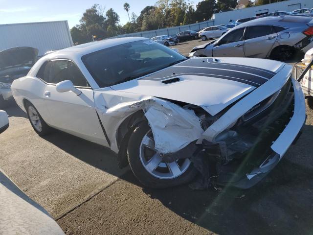 Photo 3 VIN: 2C3CDYAG2DH517852 - DODGE CHALLENGER 