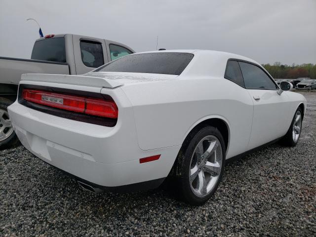 Photo 3 VIN: 2C3CDYAG2DH518077 - DODGE CHALLENGER 