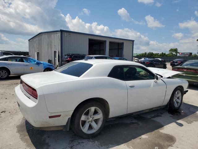 Photo 2 VIN: 2C3CDYAG2DH562015 - DODGE CHALLENGER 