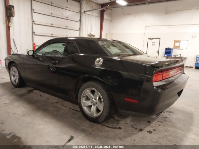 Photo 2 VIN: 2C3CDYAG2DH607101 - DODGE CHALLENGER 