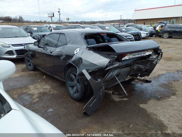 Photo 2 VIN: 2C3CDYAG2DH641233 - DODGE CHALLENGER 