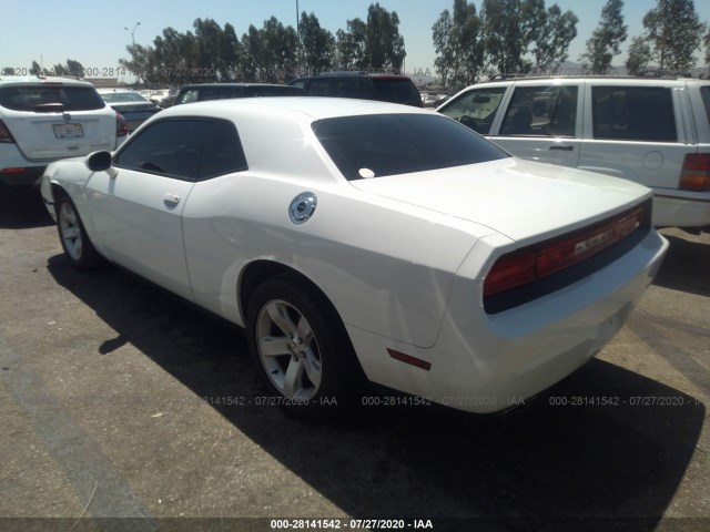 Photo 2 VIN: 2C3CDYAG2DH641247 - DODGE CHALLENGER 