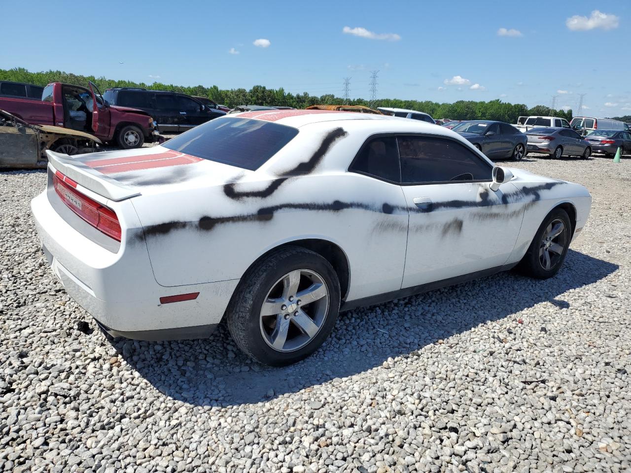 Photo 2 VIN: 2C3CDYAG2DH733796 - DODGE CHALLENGER 