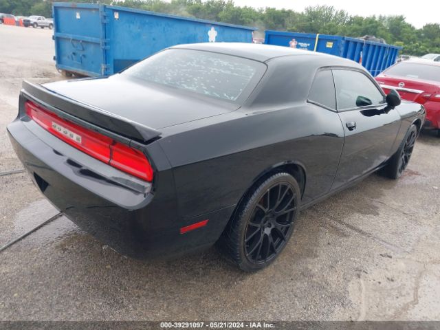 Photo 3 VIN: 2C3CDYAG2EH126539 - DODGE CHALLENGER 