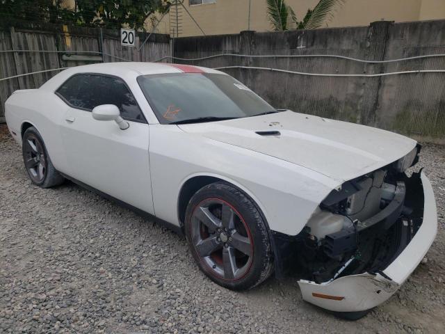 Photo 3 VIN: 2C3CDYAG2EH158357 - DODGE CHALLENGER 