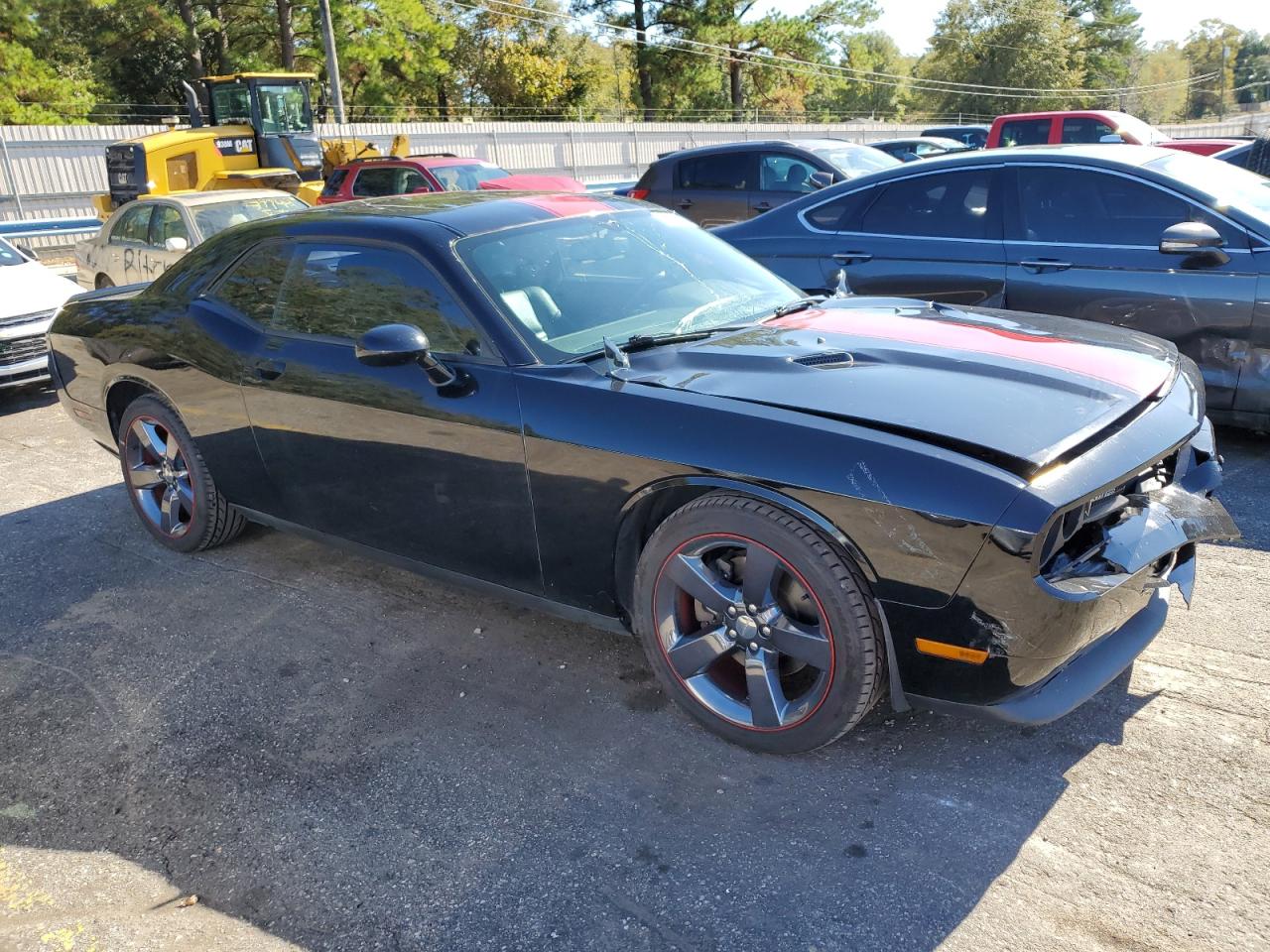 Photo 3 VIN: 2C3CDYAG2EH163509 - DODGE CHALLENGER 