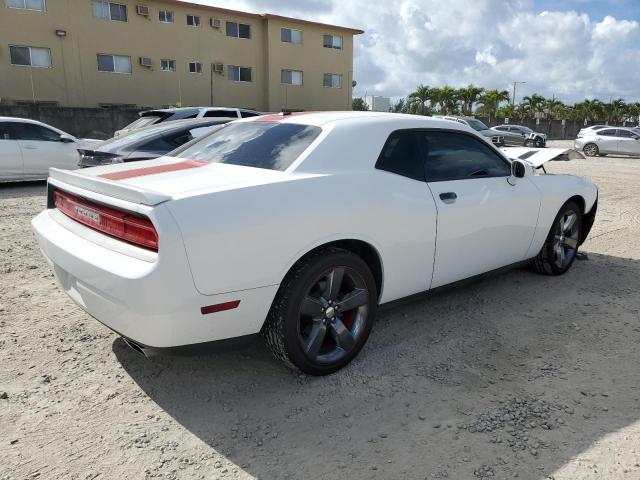 Photo 2 VIN: 2C3CDYAG3CH268671 - DODGE CHALLENGER 