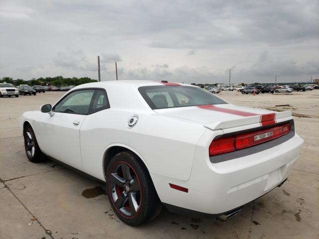 Photo 2 VIN: 2C3CDYAG3DH549600 - DODGE CHALLENGER 