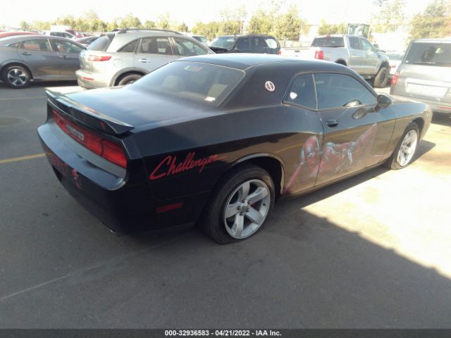 Photo 3 VIN: 2C3CDYAG3DH670093 - DODGE CHALLENGER 