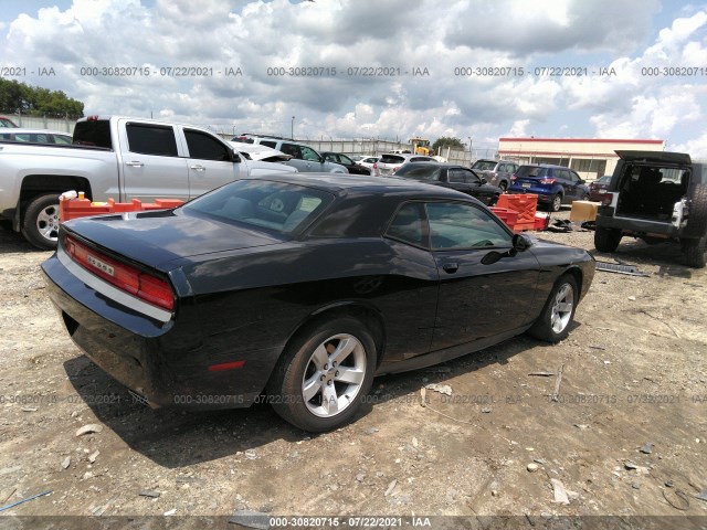 Photo 3 VIN: 2C3CDYAG3EH180206 - DODGE CHALLENGER 