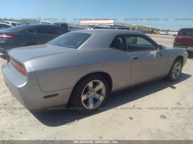 Photo 3 VIN: 2C3CDYAG3EH289622 - DODGE CHALLENGER 