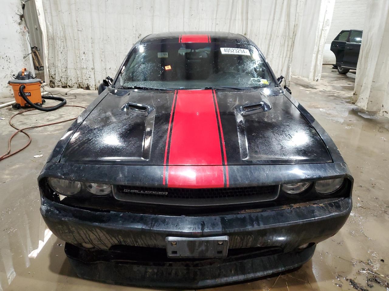 Photo 4 VIN: 2C3CDYAG3EH302241 - DODGE CHALLENGER 