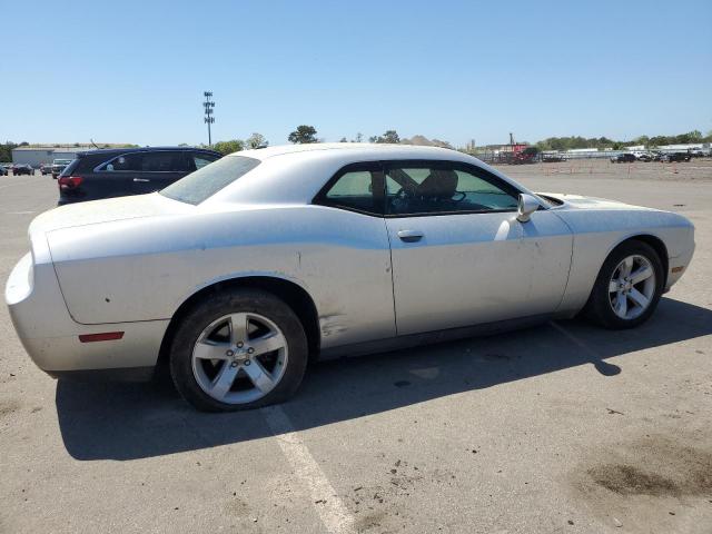 Photo 2 VIN: 2C3CDYAG4CH105785 - DODGE CHALLENGER 