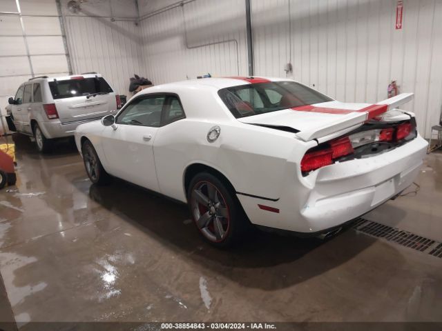 Photo 2 VIN: 2C3CDYAG4CH285768 - DODGE CHALLENGER 