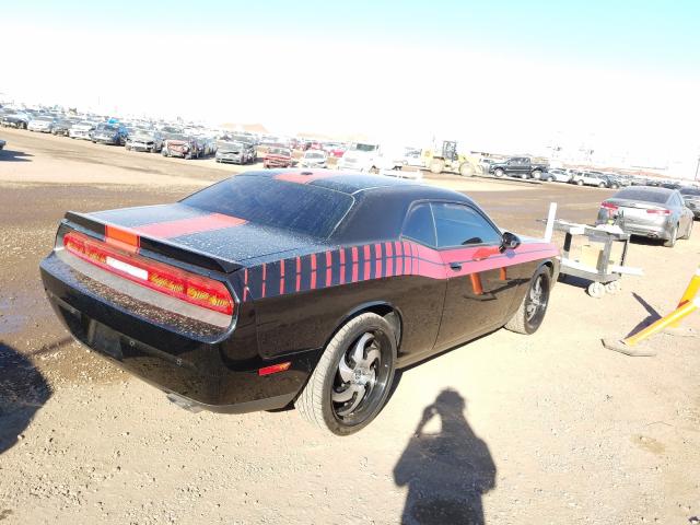 Photo 3 VIN: 2C3CDYAG4DH635708 - DODGE CHALLENGER 