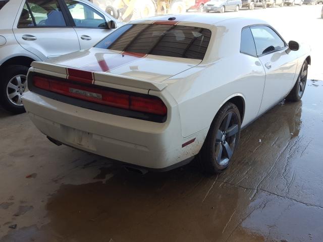 Photo 3 VIN: 2C3CDYAG4EH270366 - DODGE CHALLENGER 