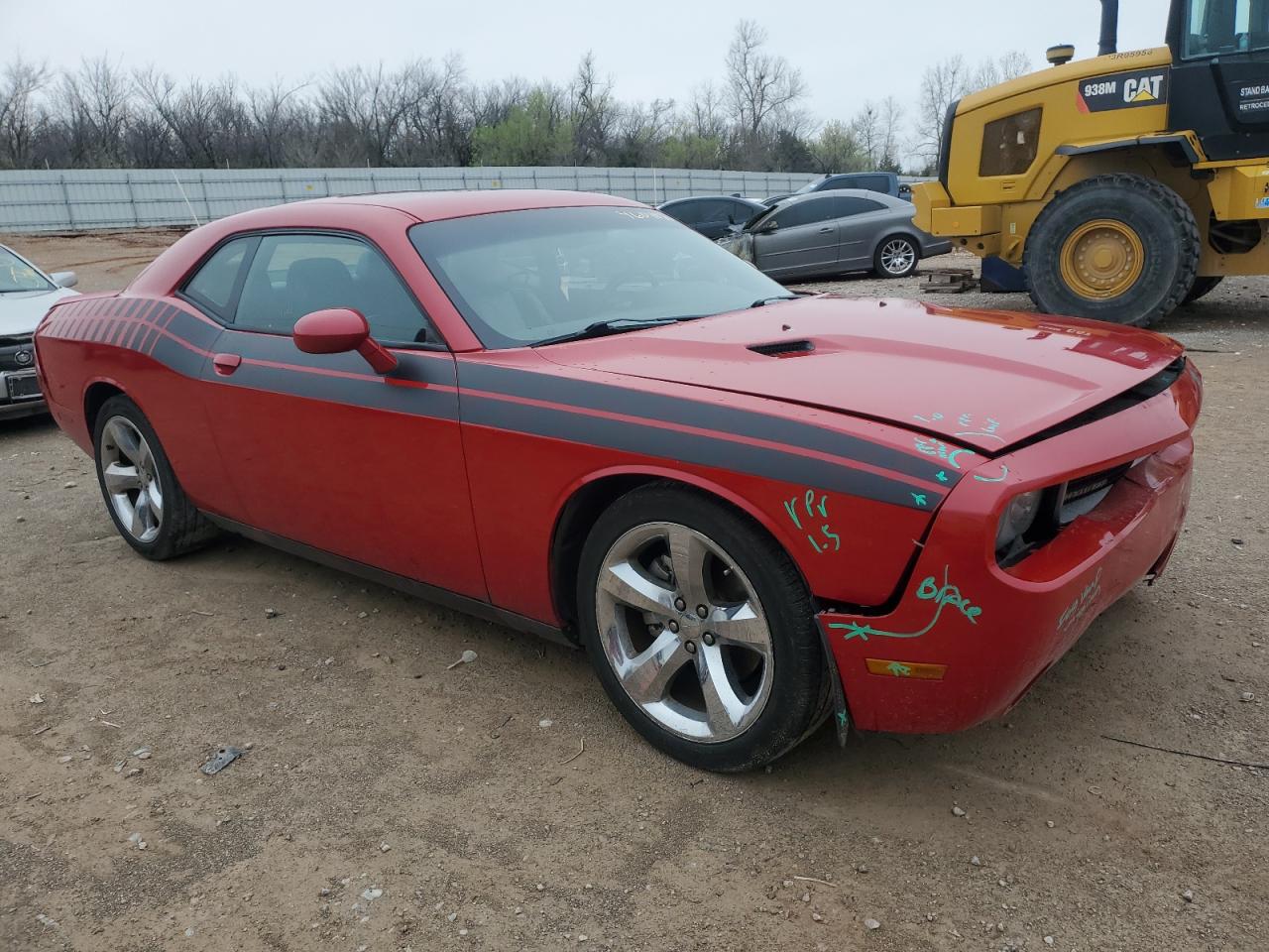 Photo 3 VIN: 2C3CDYAG5CH238992 - DODGE CHALLENGER 