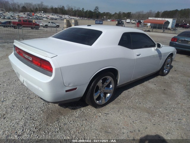 Photo 3 VIN: 2C3CDYAG5DH531065 - DODGE CHALLENGER 