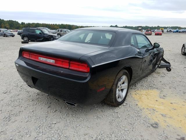 Photo 3 VIN: 2C3CDYAG5DH695268 - DODGE CHALLENGER 