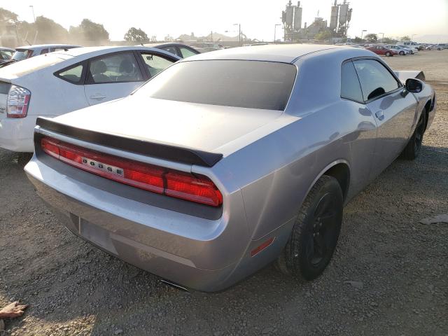 Photo 3 VIN: 2C3CDYAG5DH737129 - DODGE CHALLENGER 