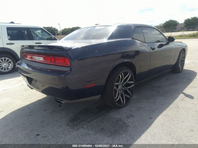 Photo 3 VIN: 2C3CDYAG5EH256119 - DODGE CHALLENGER 