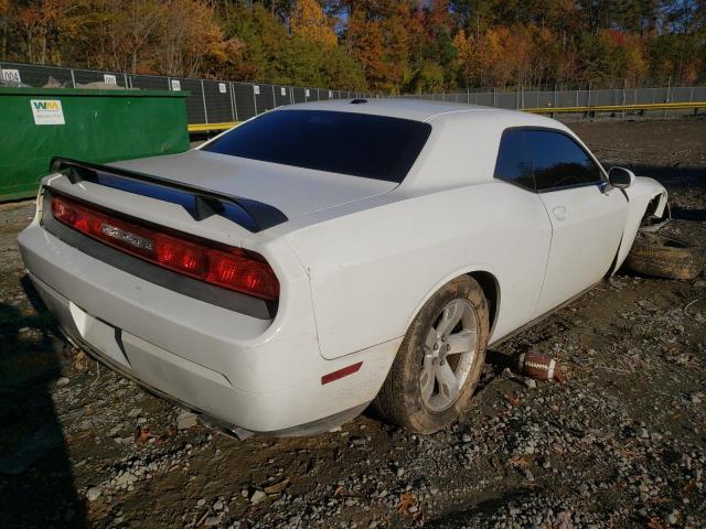 Photo 3 VIN: 2C3CDYAG5EH258498 - DODGE CHALLENGER 