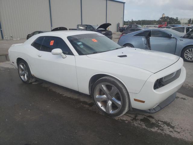 Photo 3 VIN: 2C3CDYAG6CH292897 - DODGE CHALLENGER 