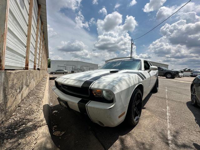 Photo 1 VIN: 2C3CDYAG6DH525100 - DODGE CHALLENGER 