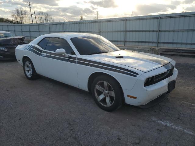 Photo 3 VIN: 2C3CDYAG6DH539451 - DODGE CHALLENGER 