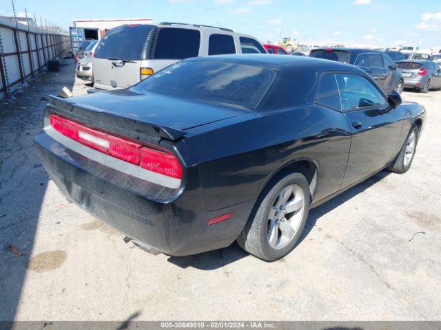 Photo 3 VIN: 2C3CDYAG6DH627920 - DODGE CHALLENGER 